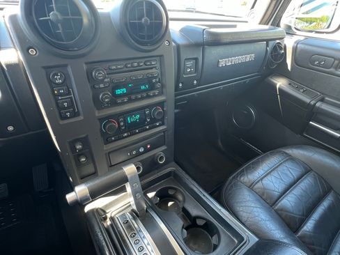 Used 2006 HUMMER H2 AWD/4WD image 11