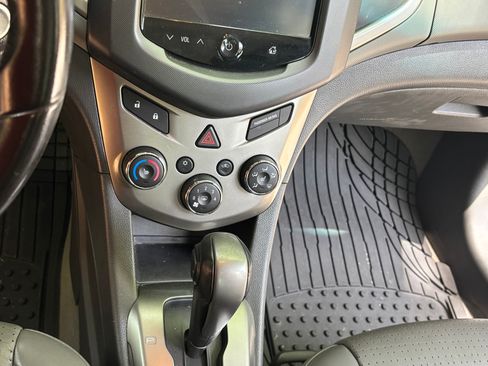 Used 2013 Chevrolet Sonic LTZ FWD image 6