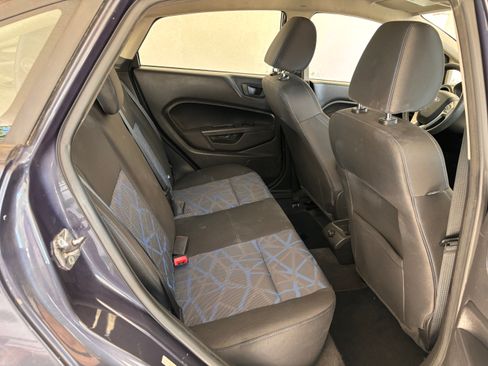 Used 2013 Ford Fiesta SE image 9