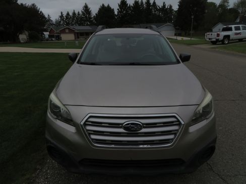 Used 2015 Subaru Outback 2.5i AWD/4WD image 6