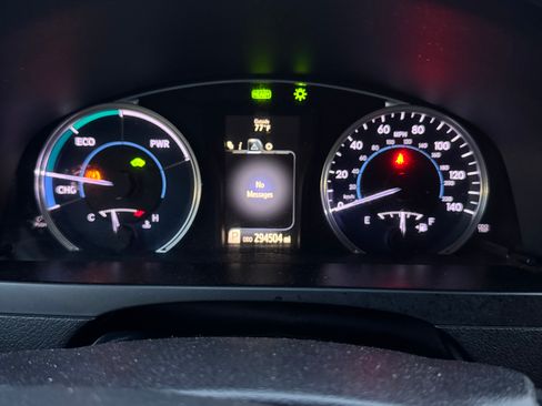 Used 2015 Toyota Camry LE FWD image 10