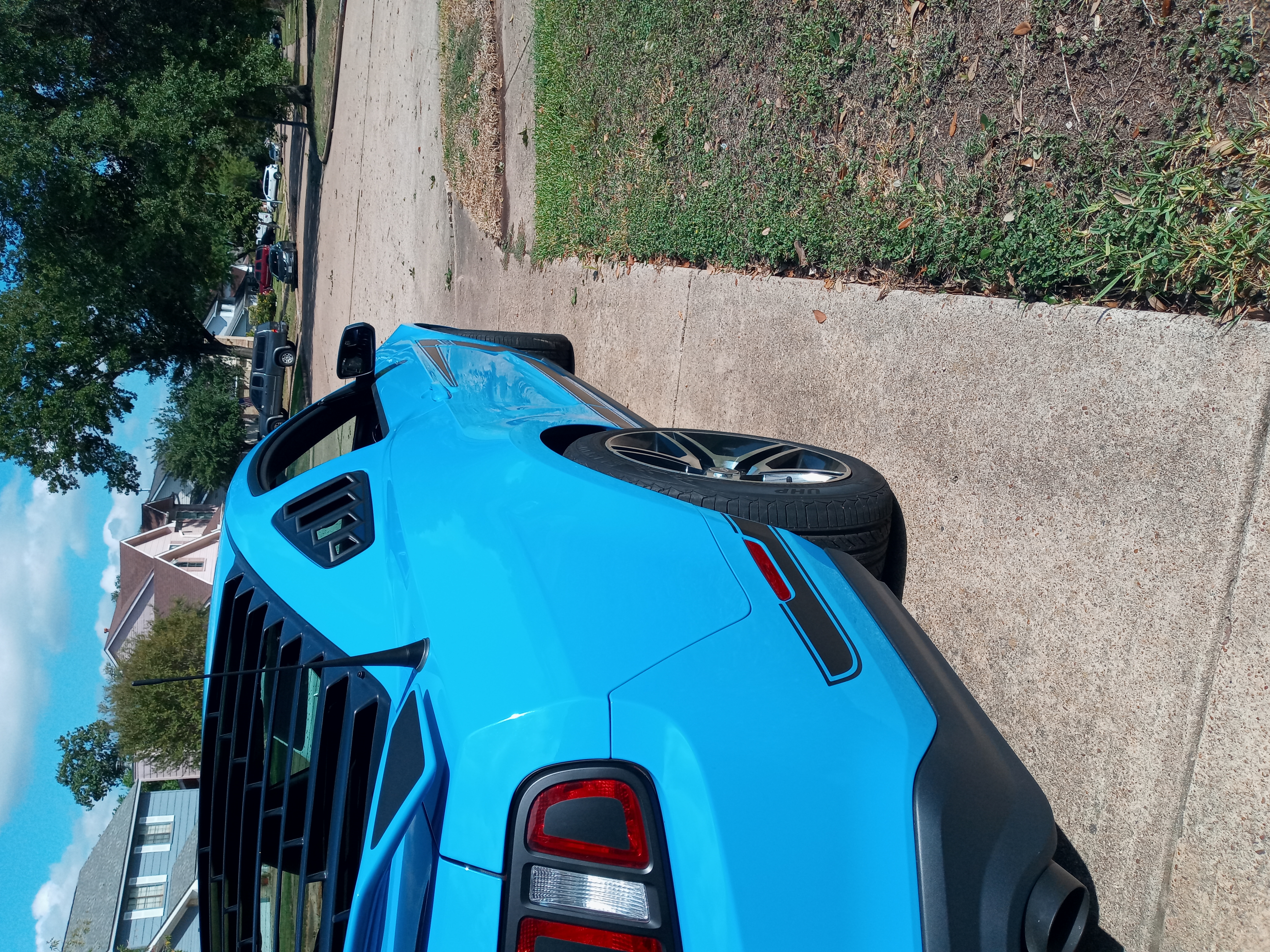 Used 2011 Ford Mustang Coupe RWD image 8