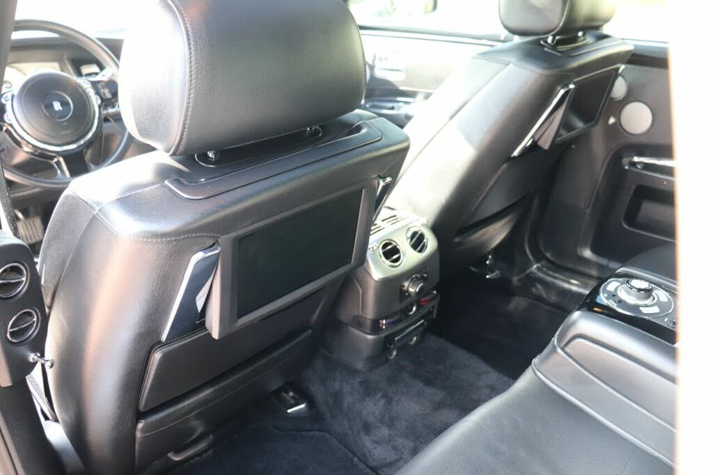 Used 2011 Rolls-Royce Ghost RWD image 19