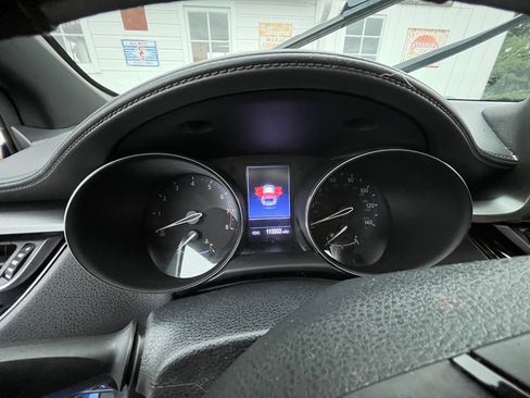 Used 2019 Toyota C-HR LE image 20