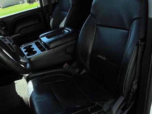 Used 2014 GMC Sierra 1500 SLE w/ SLE Value Package image 20