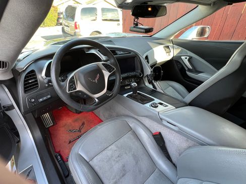 Used 2017 Chevrolet Corvette Grand Sport image 8