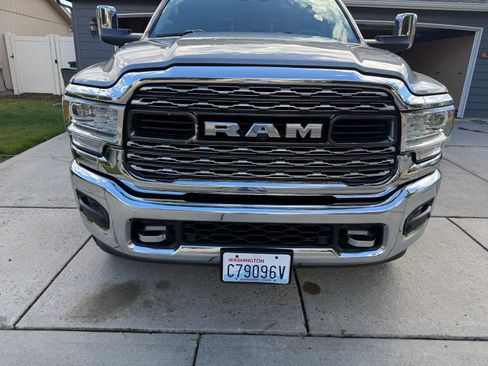 Used 2020 RAM 3500 Limited AWD/4WD image 6