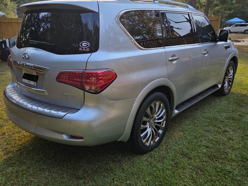 Used 2015 INFINITI QX80 Sport Utility 4D w/ 22" Wheel Package image 9