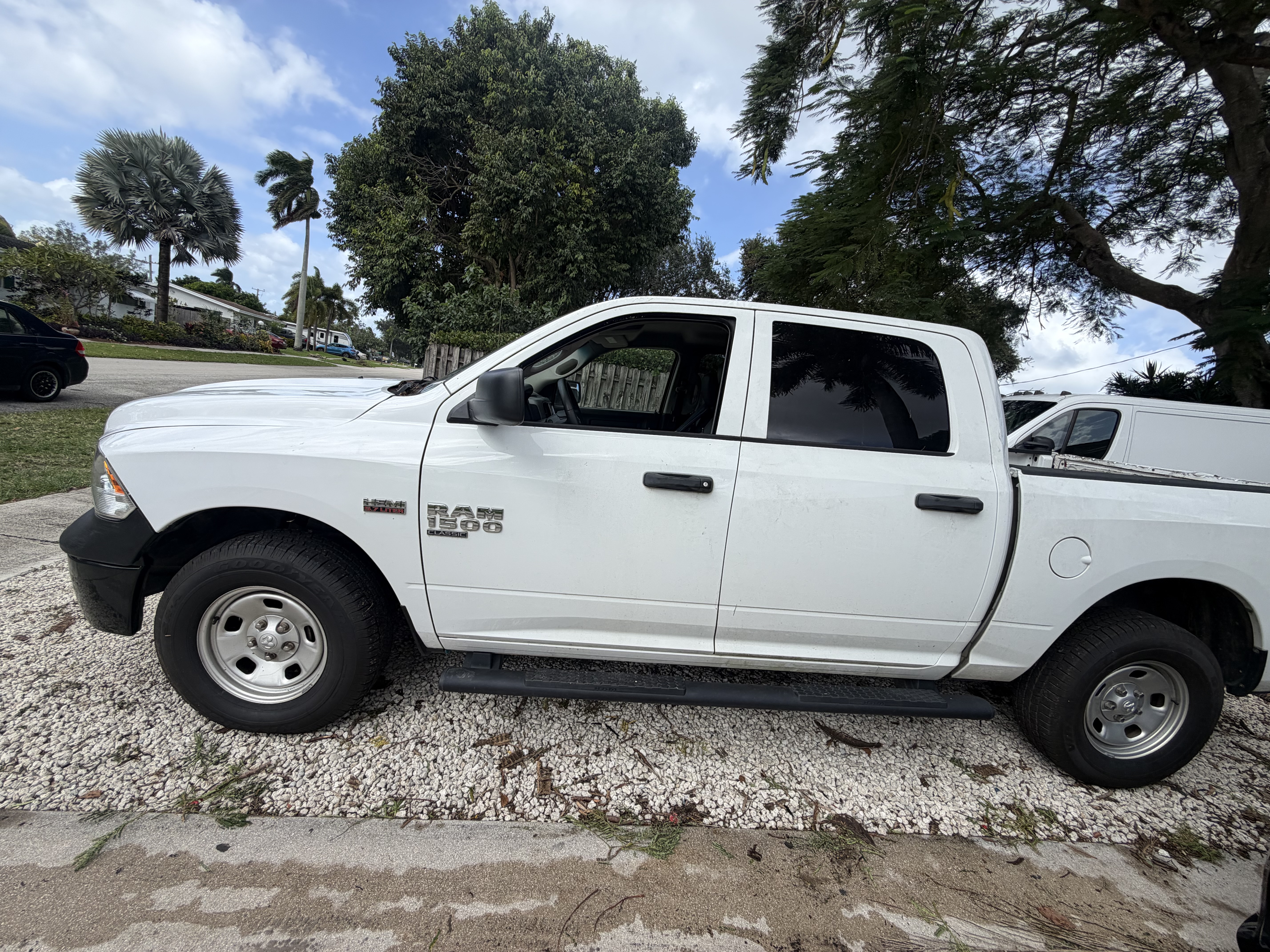 Used 2020 RAM 1500 Tradesman AWD/4WD image 5