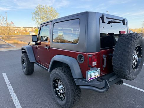 Used 2009 Jeep Wrangler Rubicon w/ Dual Top Group image 12