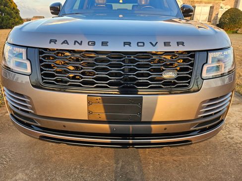 Used 2020 Land Rover Range Rover HSE image 5