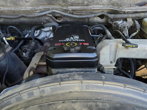 Used 2005 Dodge Ram 2500 Truck SLT image 13