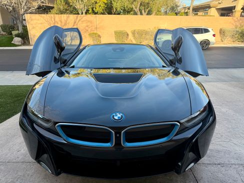 Used 2016 BMW i8 AWD/4WD image 1