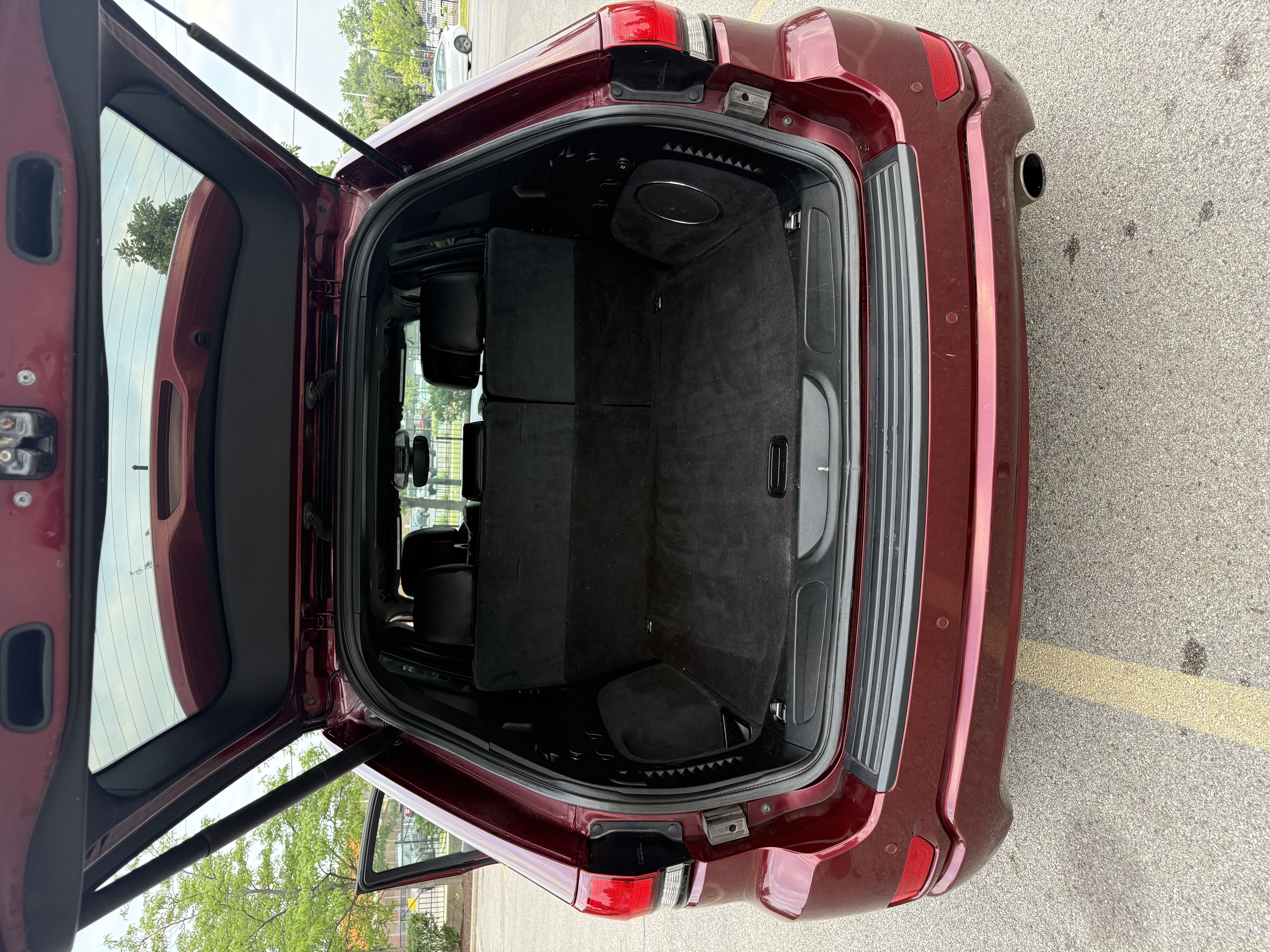 Used 2018 Jeep Grand Cherokee Altitude AWD/4WD image 12