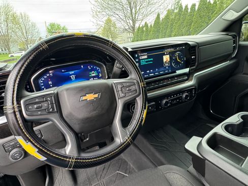 Used 2025 Chevrolet Silverado 1500 LT w/ All Star Edition Plus image 14
