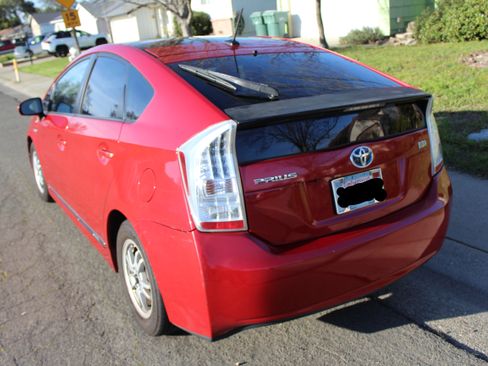 Used 2010 Toyota Prius Two image 9