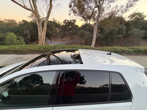 Used 2015 Volkswagen Golf SEL image 20