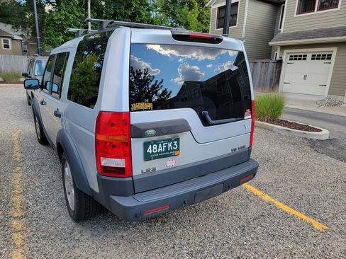 Used 2008 Land Rover LR3 HSE image 1