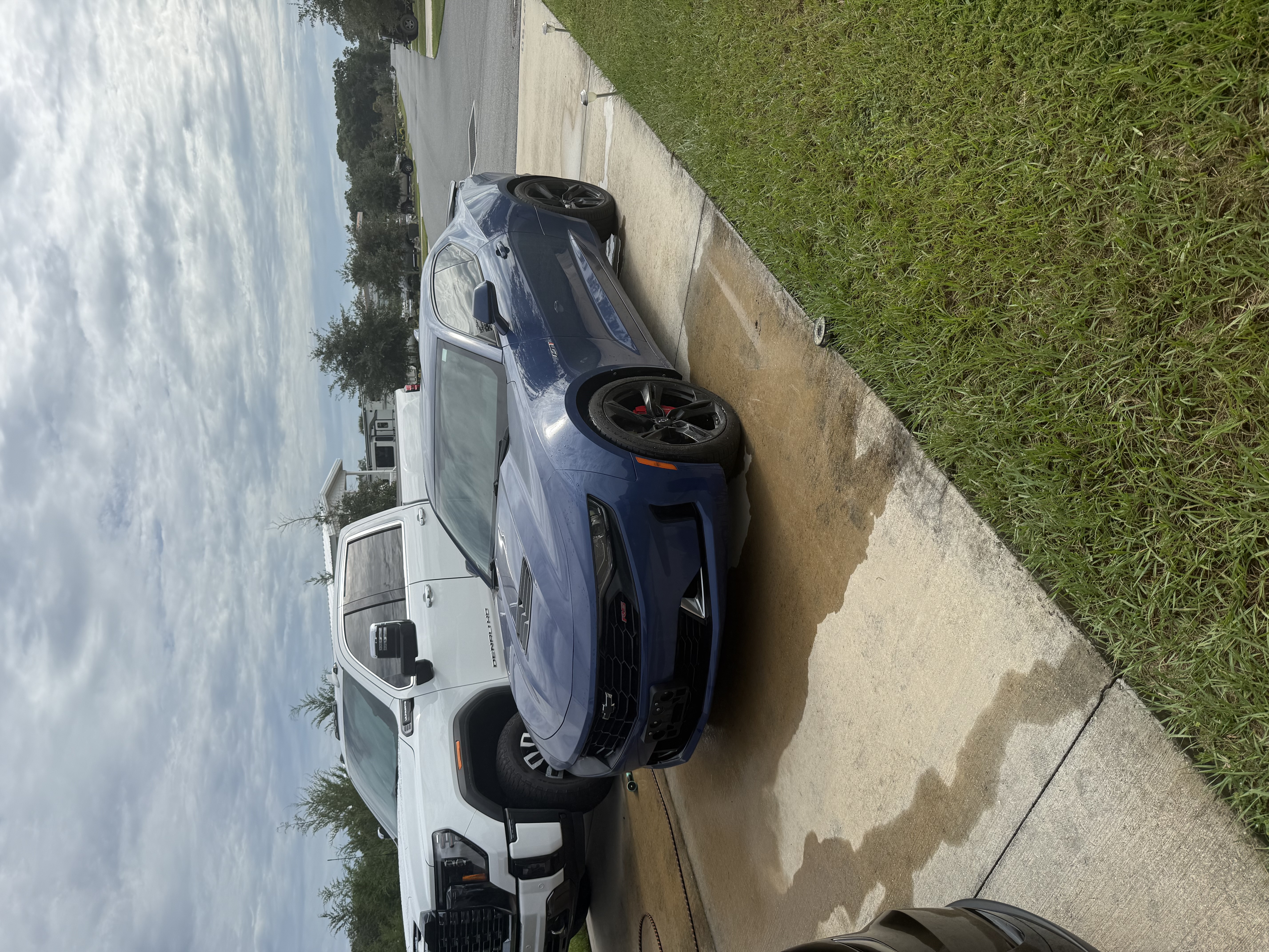 Used 2021 Chevrolet Camaro LT w/ RS Package RWD image 9