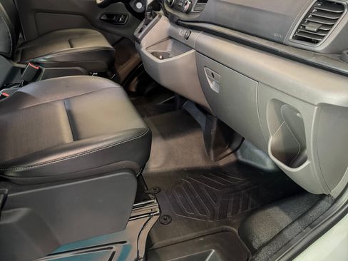 Used 2024 Ford Transit 150 Low Roof RWD image 9