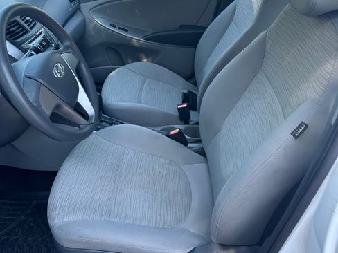 Used 2017 Hyundai Accent SE FWD image 6