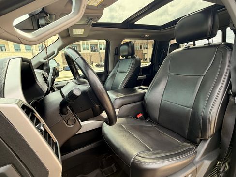 Used 2019 Ford F250 Lariat w/ Lariat Ultimate Package image 11