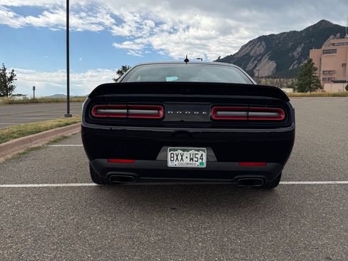Used 2022 Dodge Challenger R/T Scat Pack image 9