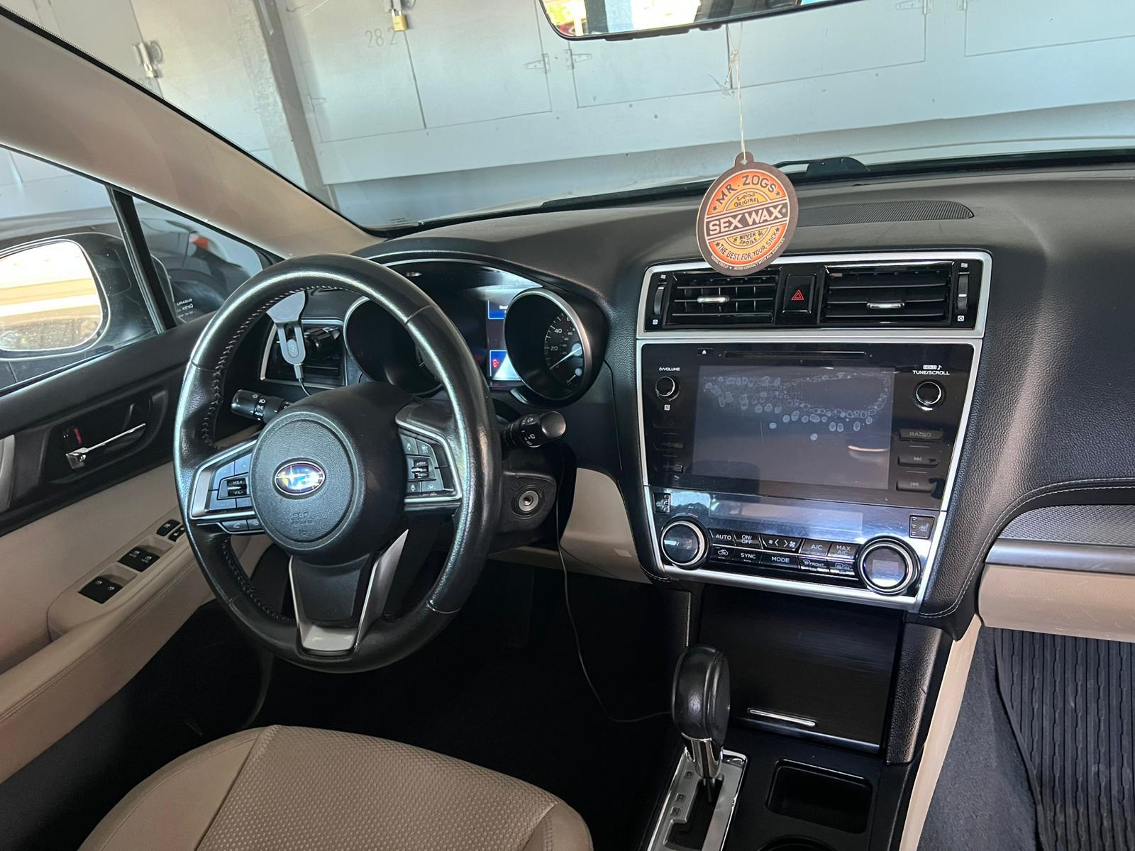 Used 2018 Subaru Outback 2.5i Premium AWD/4WD image 4