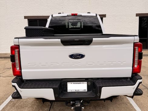 Used 2023 Ford F250 XL w/ STX Appearance Package image 5