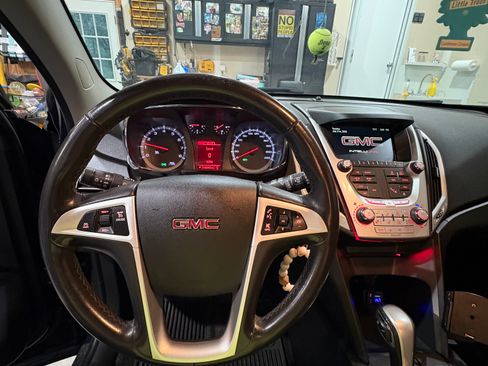 Used 2015 GMC Terrain SLT AWD/4WD image 14