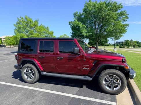 Used 2021 Jeep Wrangler Unlimited Sahara w/ Safety Group AWD/4WD image 2