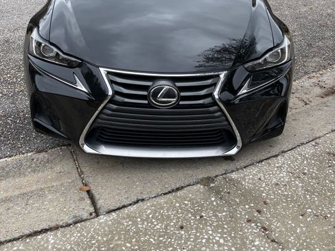 Used 2017 Lexus IS 300 AWD image 1