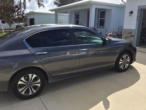 Used 2013 Honda Accord LX image 2