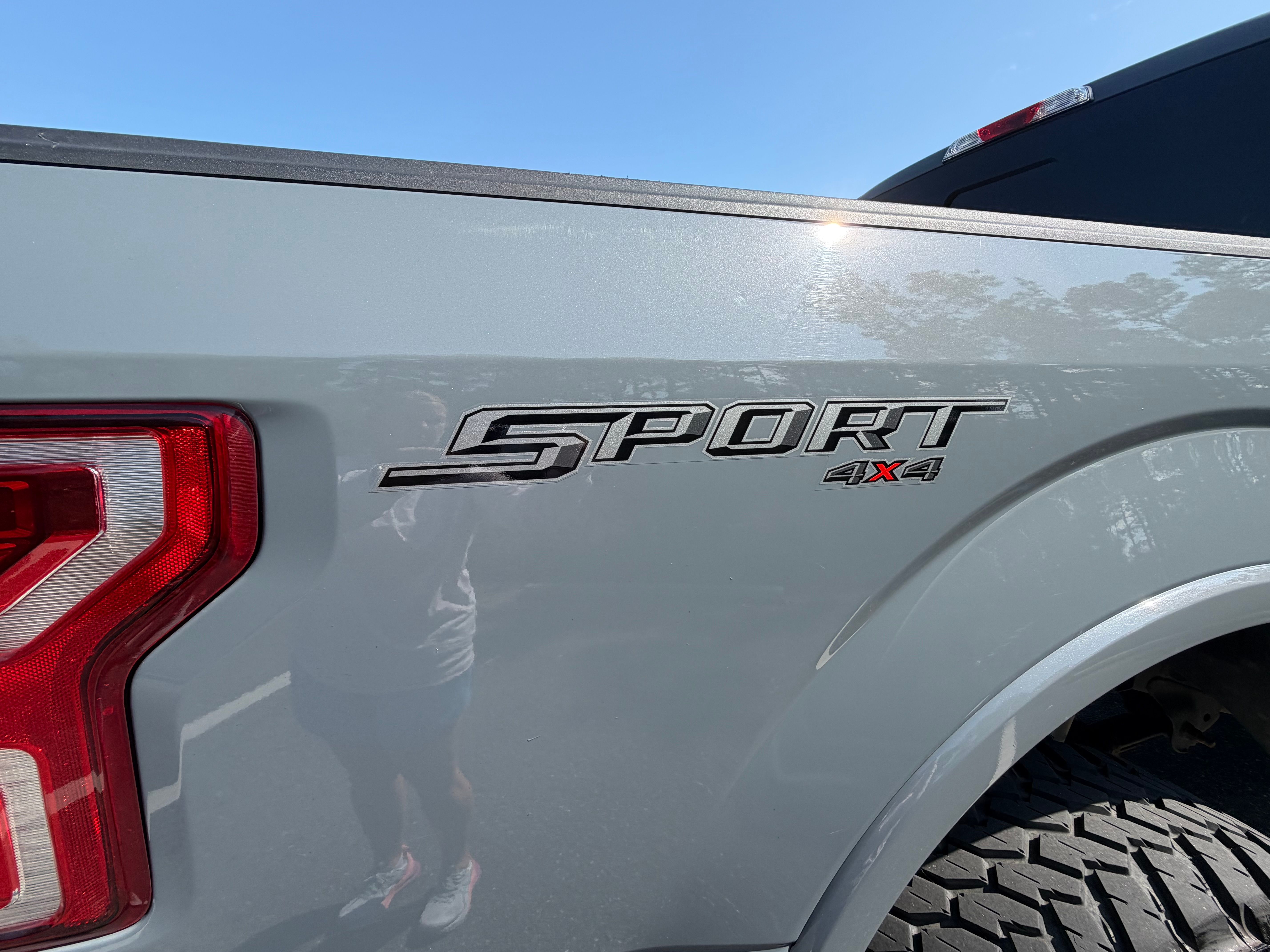 Used 2019 Ford F150 XLT w/ Equipment Group 302A Luxury AWD/4WD image 8