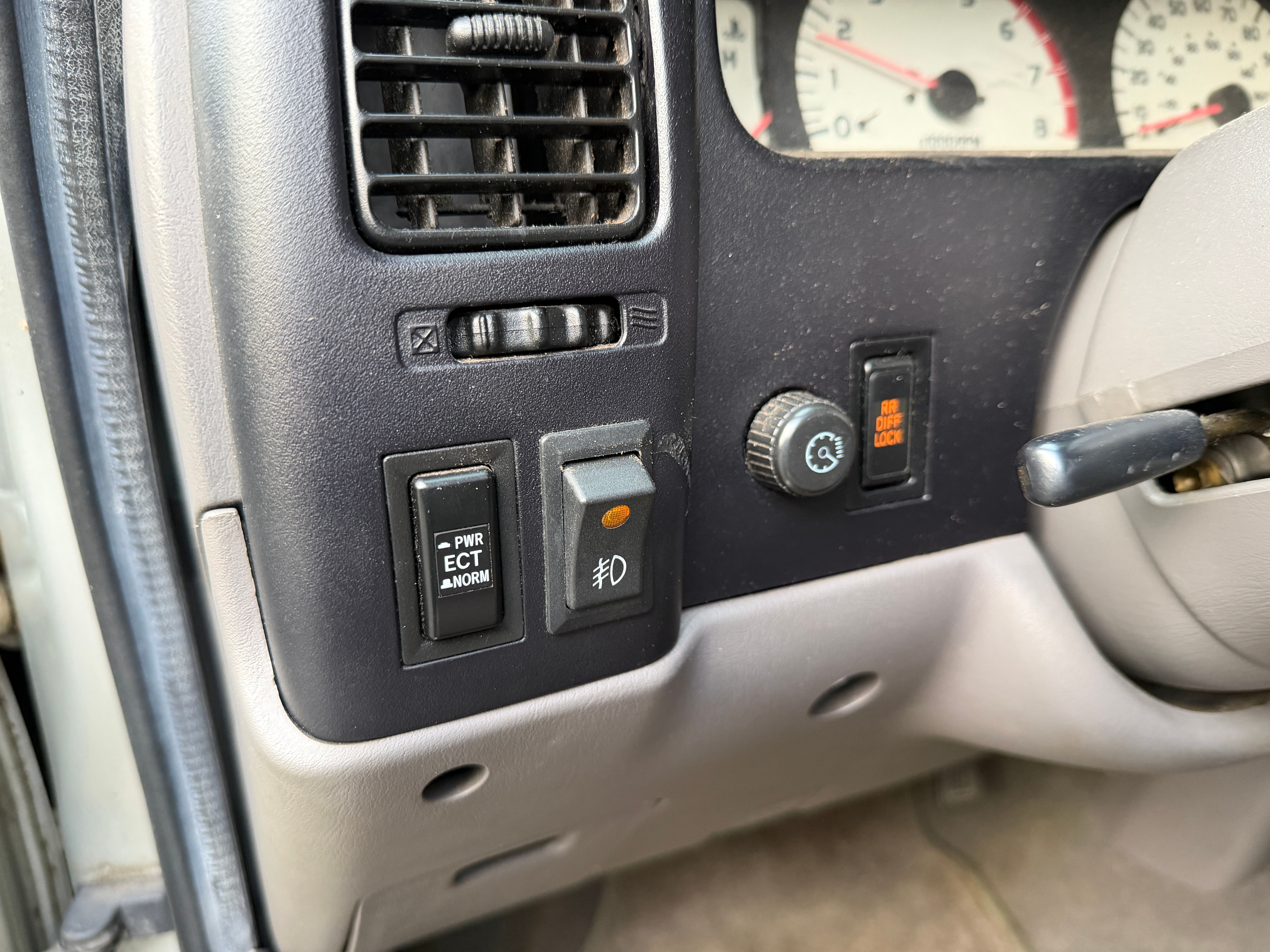 Used 2004 Toyota Tacoma 4x4 Xtracab V6 image 4