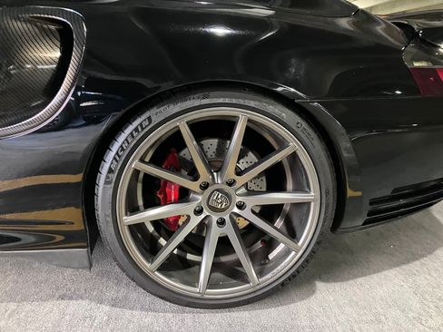 Used 2004 Porsche 911 Turbo image 12