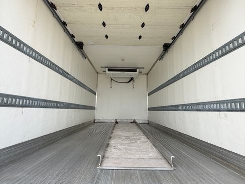 Used 2023 Mercedes-Benz Sprinter 4500 image 12