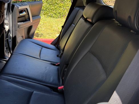 Used 2016 Toyota 4Runner Limited AWD/4WD image 9