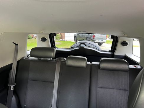 Used 2007 Toyota FJ Cruiser 4WD image 22