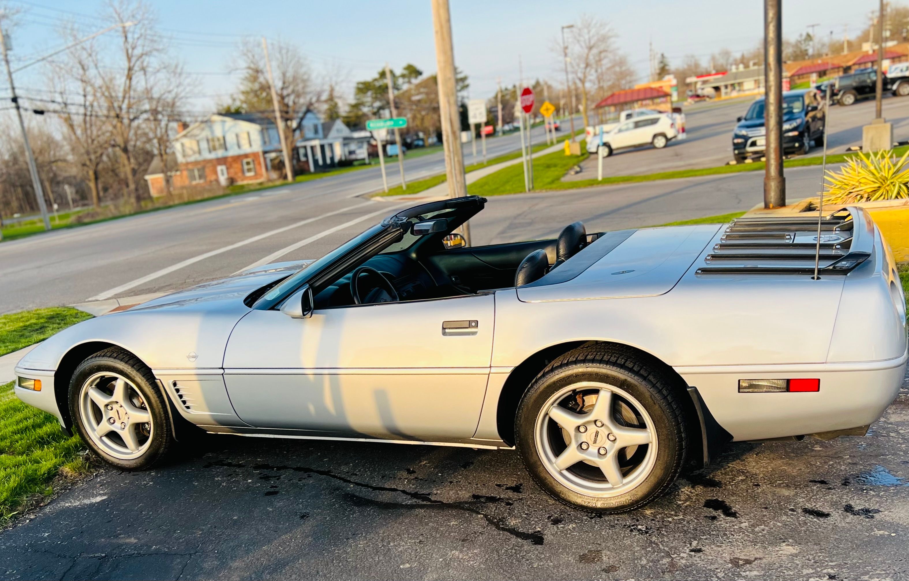 Used 1996 Chevrolet Corvette Convertible RWD image 26