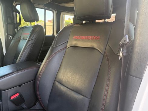 Used 2021 Jeep Wrangler Unlimited Rubicon AWD/4WD image 10