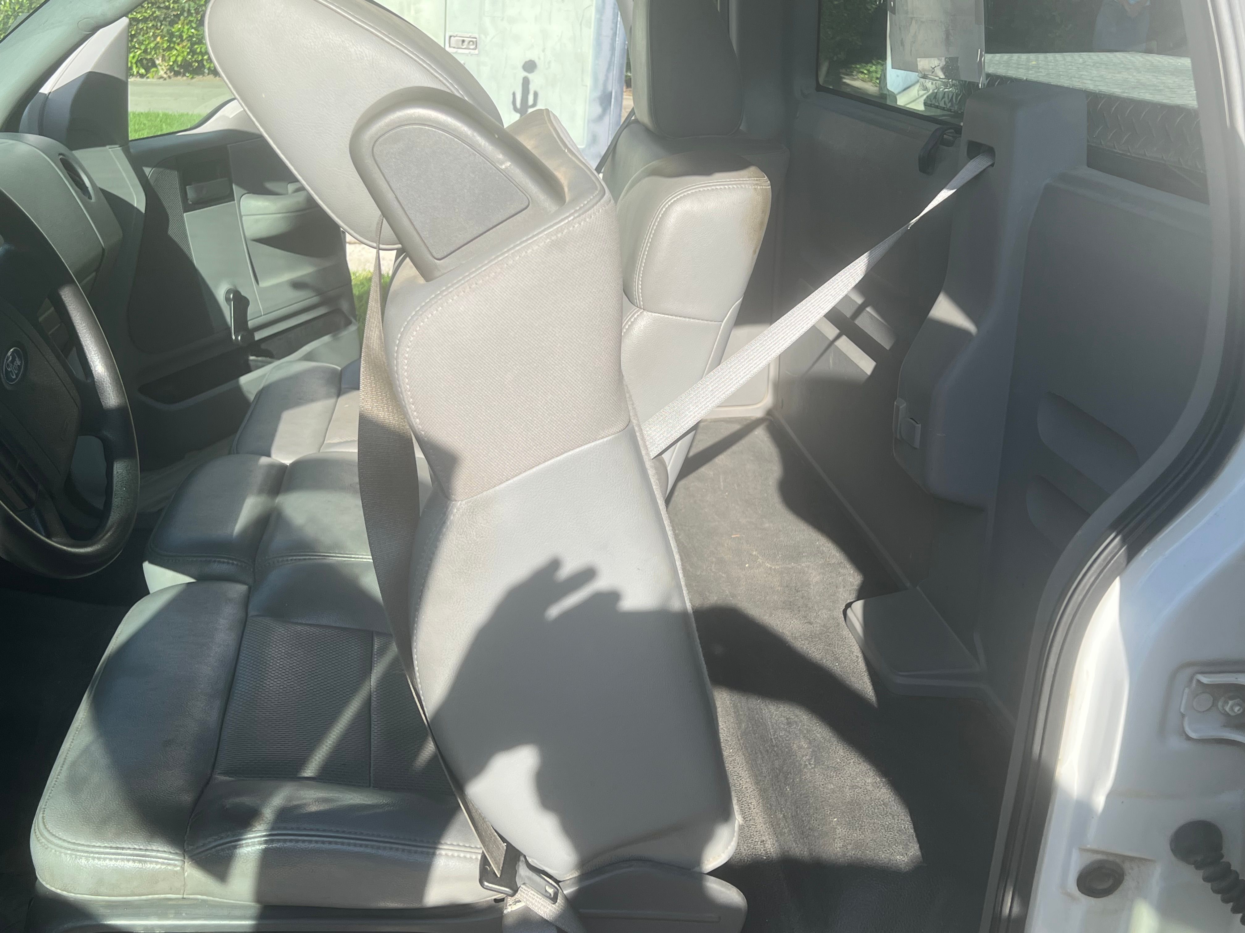 Used 2005 Ford F150 XL RWD image 9