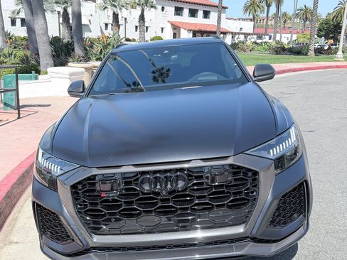 Used 2021 Audi RS Q8 Sport Utility 4D w/ Carbon Optic Package image 1