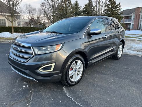 Used 2015 Ford Edge SEL w/ Equipment Group 201A image 2