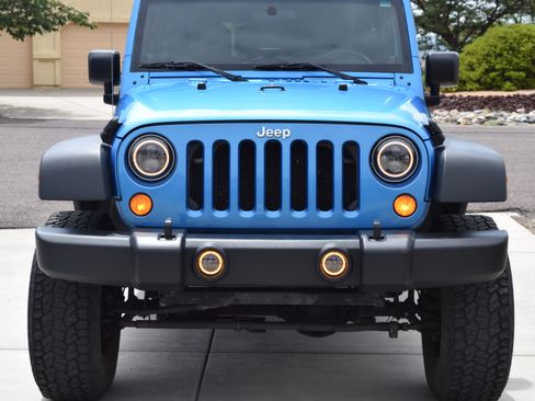 Used 2010 Jeep Wrangler Unlimited Sport AWD/4WD image 20