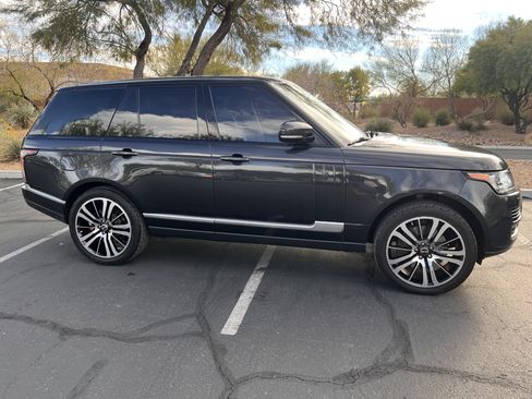 Used 2014 Land Rover Range Rover Supercharged image 5