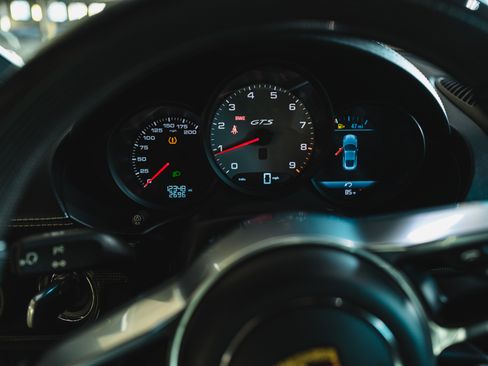 Used 2022 Porsche 718 Cayman GTS image 22