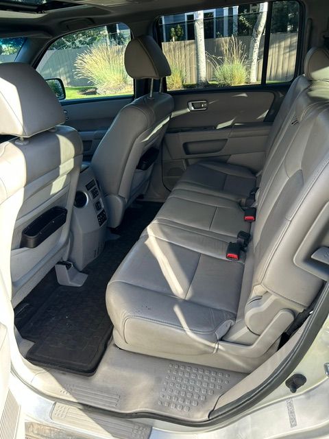 Used 2011 Honda Pilot EX-L image 6