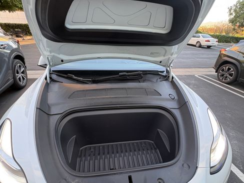 Used 2023 Tesla Model Y Long Range image 15