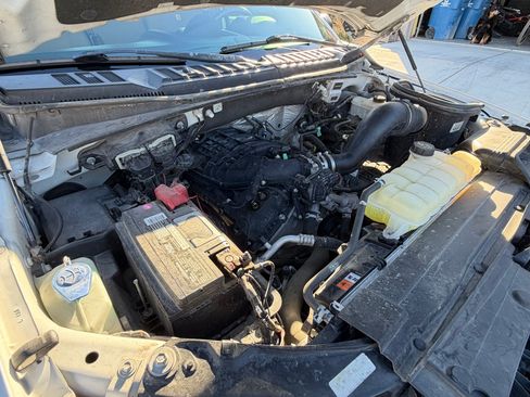 Used 2016 Ford F150 XL w/ Equipment Group 101A Mid image 9